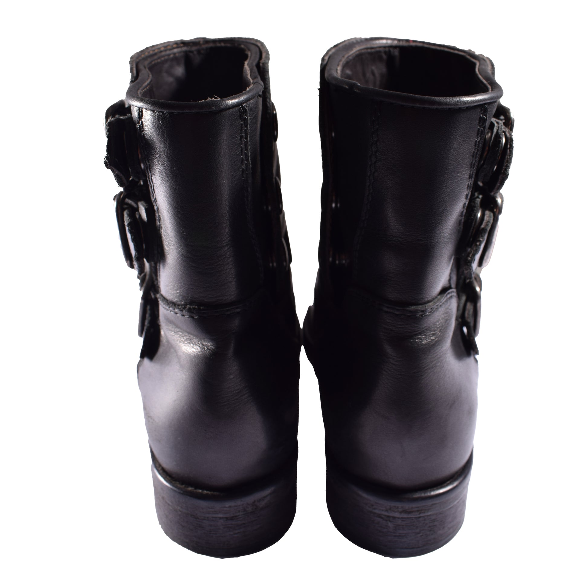 Via Roma Boots. Schönes italienisches Design im Biker Style. Aus Leder in Gr. 37,5. Rückansicht mit kleinem Absatz